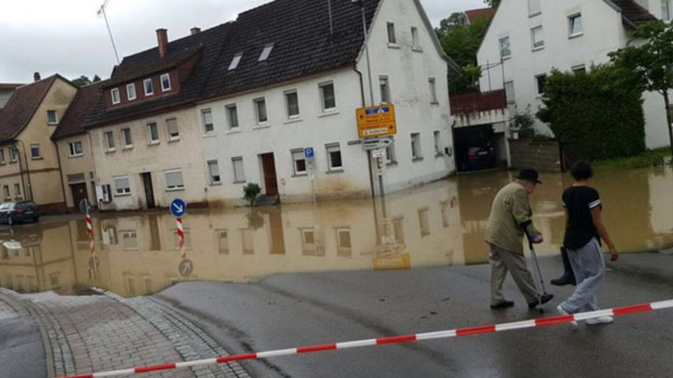 Almanya'da fırtına ve sel: 4 ölü