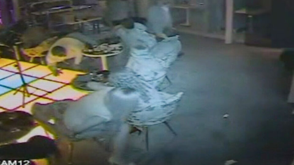 Gece kulübünde cinayet anı kamerada!