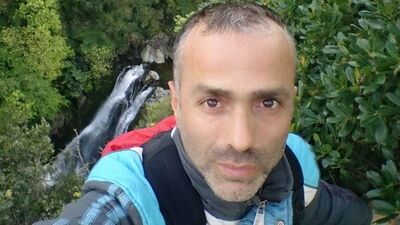 AVM'de öpüşen gençleri uyardı