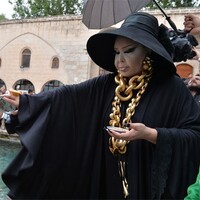 Bülent Ersoy'un zincirinin sırrı ortaya çıktı