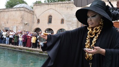 Bülent Ersoy'un zincirinin sırrı ortaya çıktı