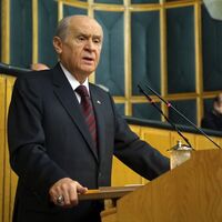 Bahçeli'den sert kurultay çıkışı