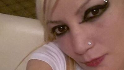 Gazinoda çalışan kadın evinde ölü bulundu