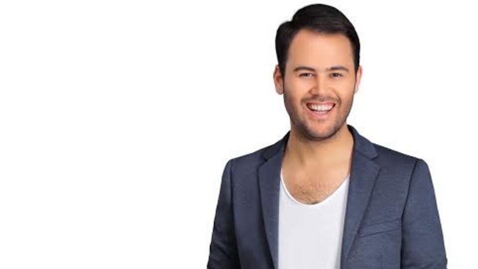 İlk albümünün ilk klibini çekti