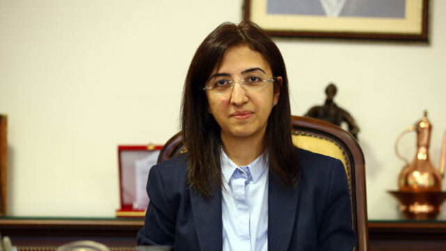 Kararnamede Doğu-Batı etkisi!