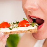 Sahuru atlama, iftarda abartma!