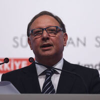 Süleyman Servet Sazak kimdir?