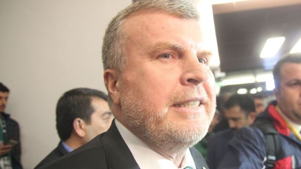 "3 futbolcuya 1 milyon Euro"
