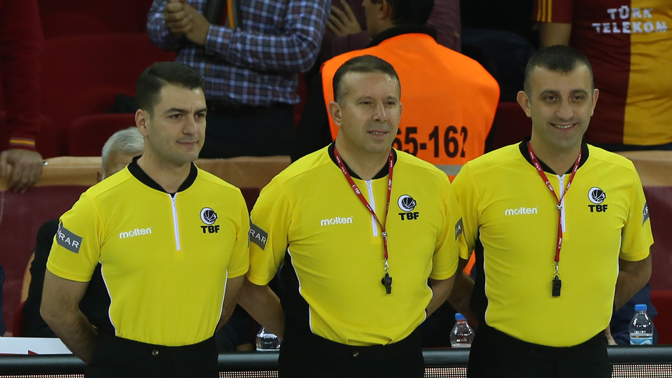 Kennarman ve Ankaralı hakemliği bırakıyor