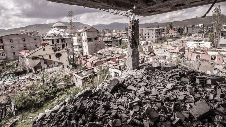 Hakkari'de gösteri ve yürüyüş yasağı kaldırıldı
