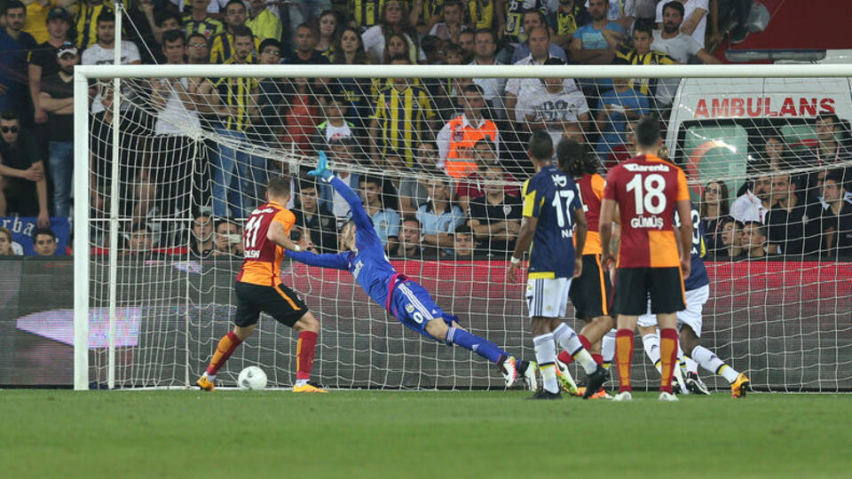 Poldi'nin formasına 10 bin TL!