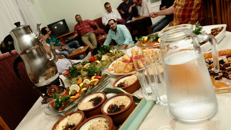 İstanbul'da sahur ve iftar saat kaçta?