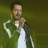 AVM açılışında Murat Boz izdihamı