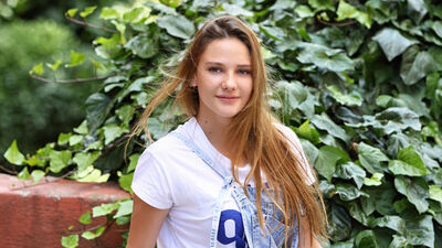 "Dini yorumlara üzülüyorum"