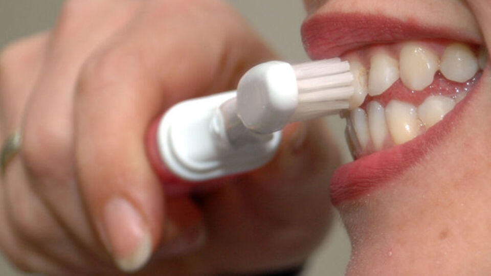 Diş fırçalamak orucu bozar mı?