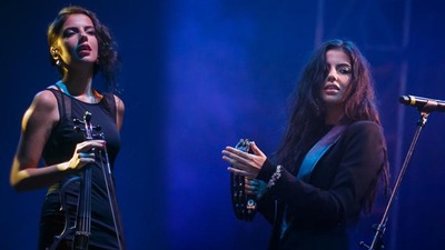 'Duy Beni'yi konserle tanıtacak'