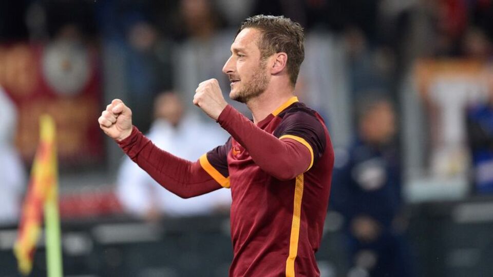 Totti muradına erdi!
