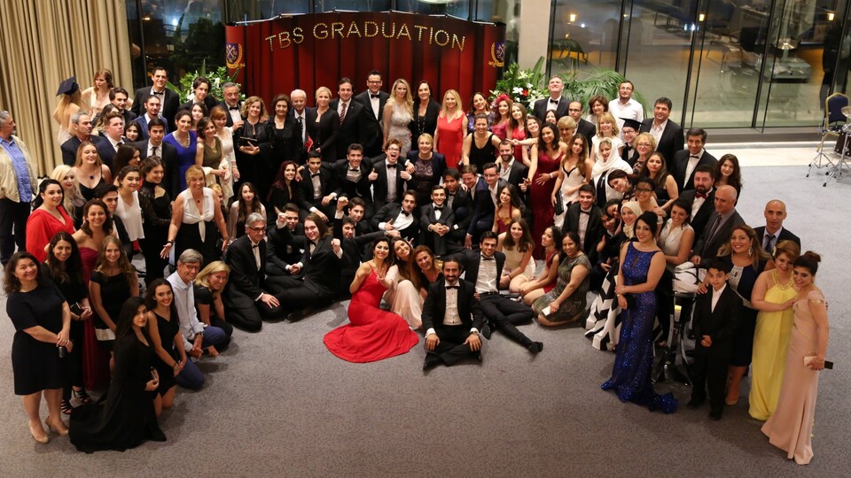 Tarabya İngiliz Okulları mezuniyet töreni düzenlendi