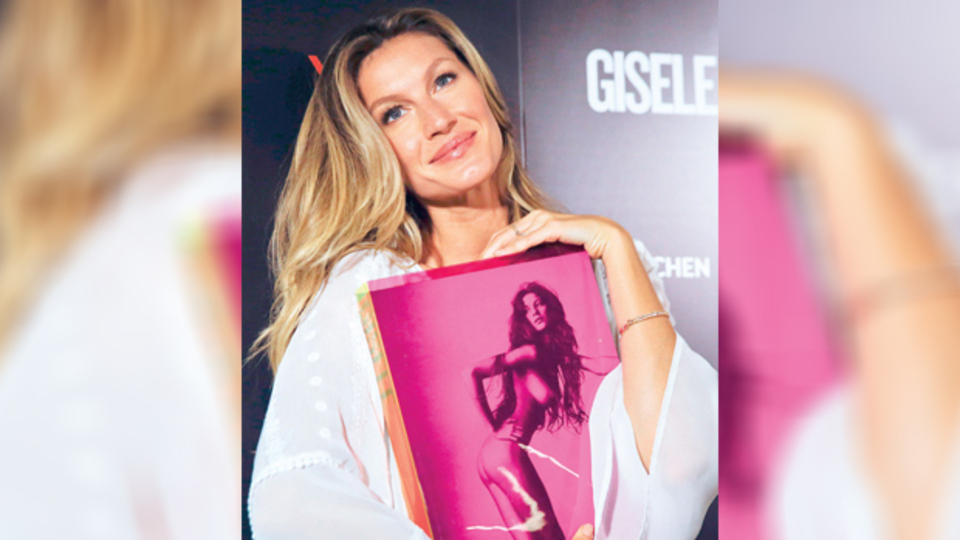 Moda tutkunlarının kitap rafları da şık olmalı!