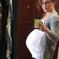 Doğumdan sonra düğün yapacak