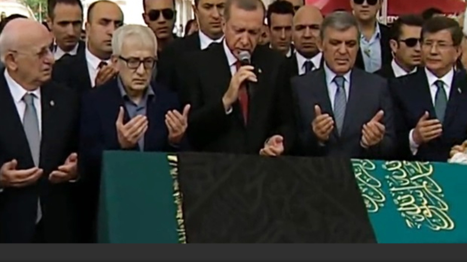 Acıyı paylaştılar, birlikte saf tuttular