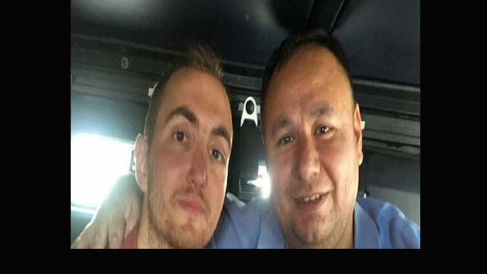 Selfie çektiren emniyet amirine kötü haber!