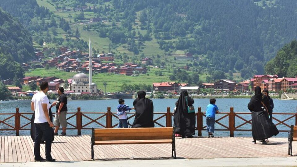 Binlerce Arap turist o bölgeyi tercih etti!