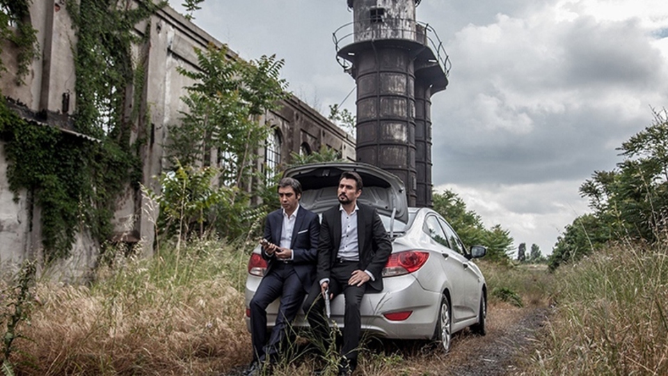 Gölge, konsey ile yüzleşiyor.