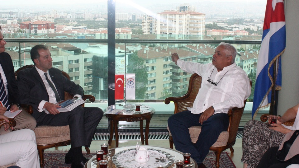 Küba Ankara Büyükelçisi'nden GGYD'ya ziyaret