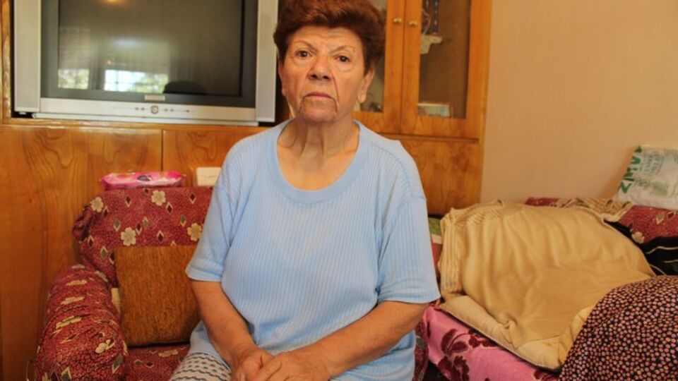 Dolandırıcılar elini öptü, 400 bin lirasını aldı