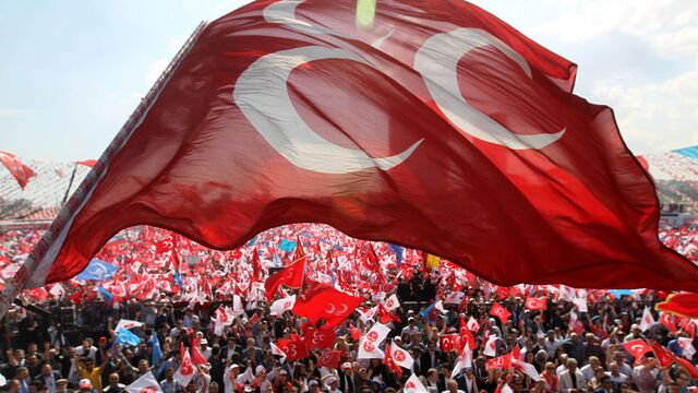 MHP'de sürpriz gelişme