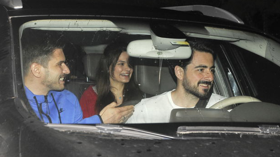 Sevgilisiyle sahur yaptı