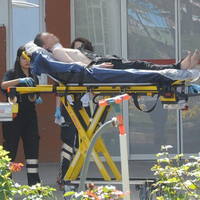 Önce sevgilisini sonra kendini bıçakladı