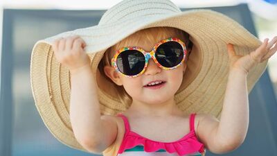 Yazın çocukların göz sağlığı için alınması gereken 5 önlem!