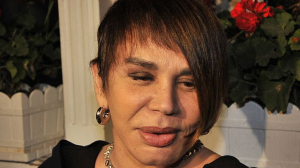 Ünlü sanatçıdan LGBTİ'ye destek