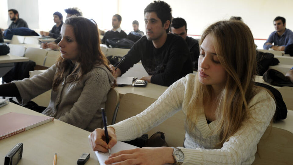 Yüzde 20'yi tutturan barajı aşıp tercih hakkı kazanacak
