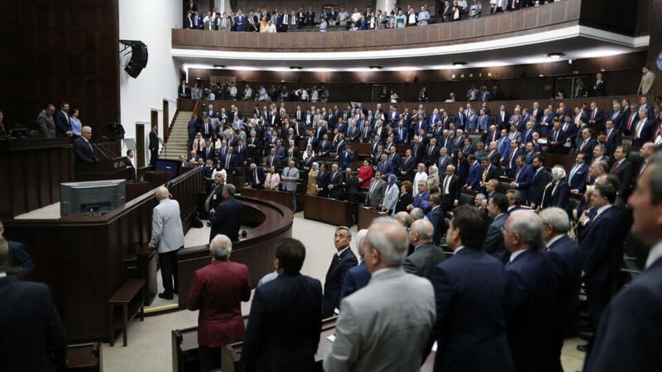 Dokunulmazlığı kalkan AK Parti'li vekiller ifade verecek
