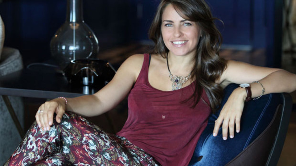 'Bezelyelerimi salyangozlar sarınca...'