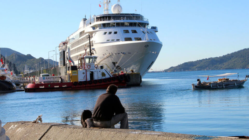 Her biri 200-250 dolar harcıyor