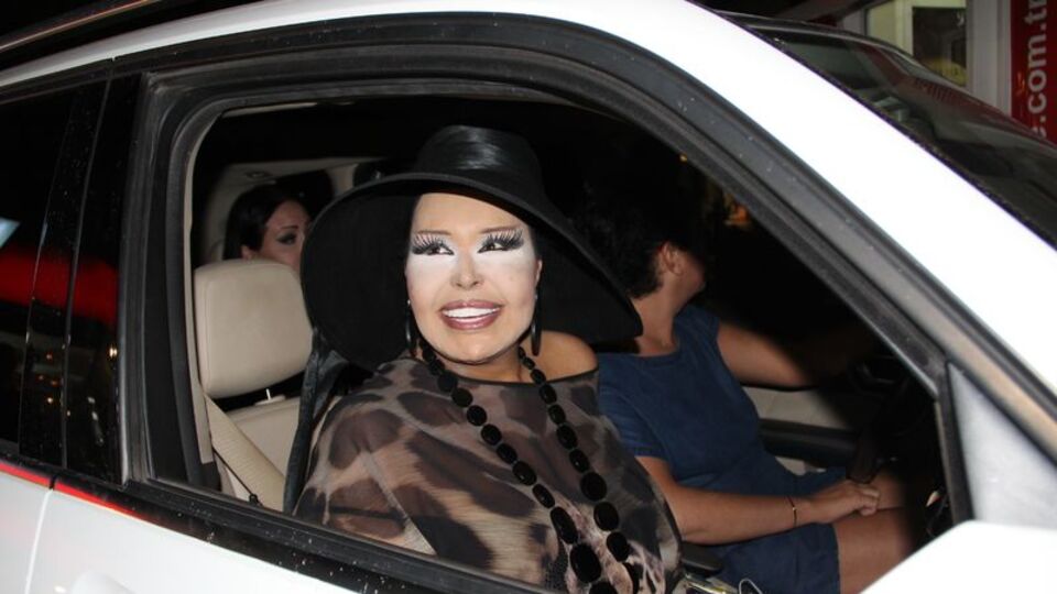 Diva'ya şoför dayanmıyor!