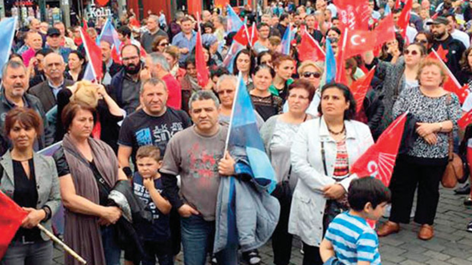 Kılıçdaroğlu'na Köln'den destek