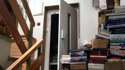 Korkunç görüntü! Asansörde kaldı, tam 30 gün boyunca...