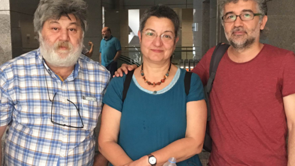 Özgür Gündem nöbetinde 3 tutuklama