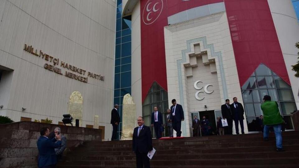 MHP'de gözler Yargıtay'da, genel merkez direnecek