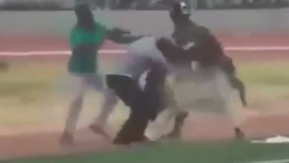 Abrakadabra haydi kavgaya!