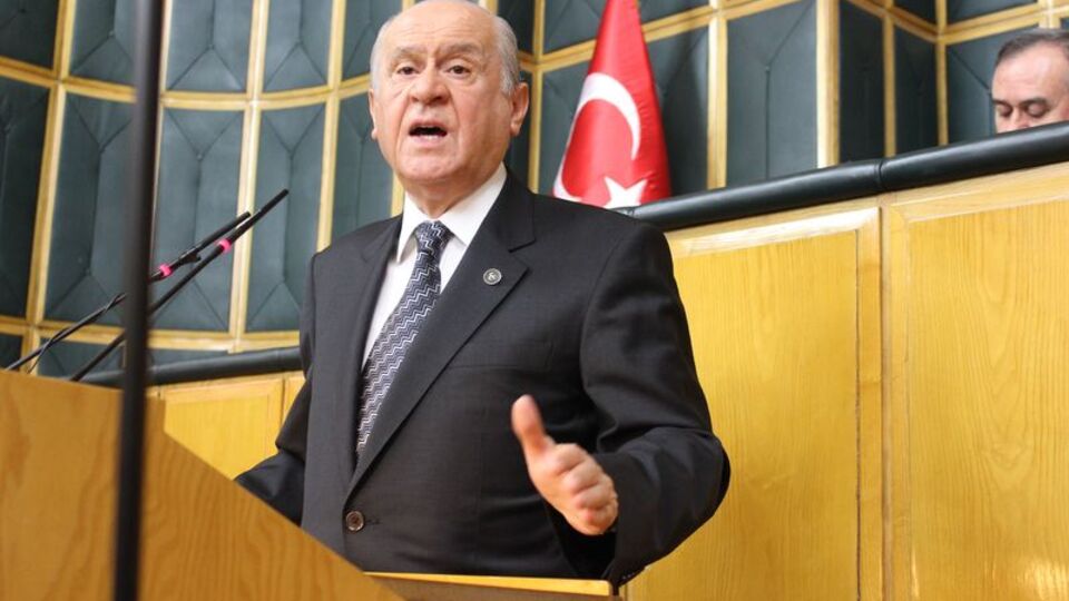 Kurultay tepkisi: Vay zavallılar vay! Müptezel ellere bırakmam