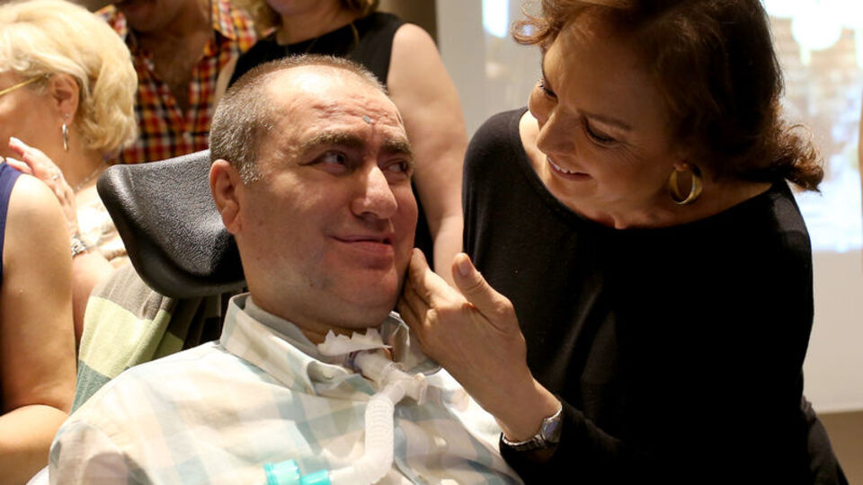 ALS hastalığına dikkat çektiler!