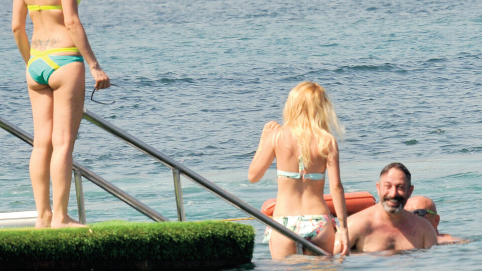 Cem Yılmaz'a yakın markaj