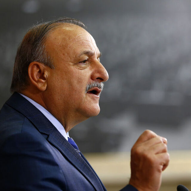MHP'de şok istifa!