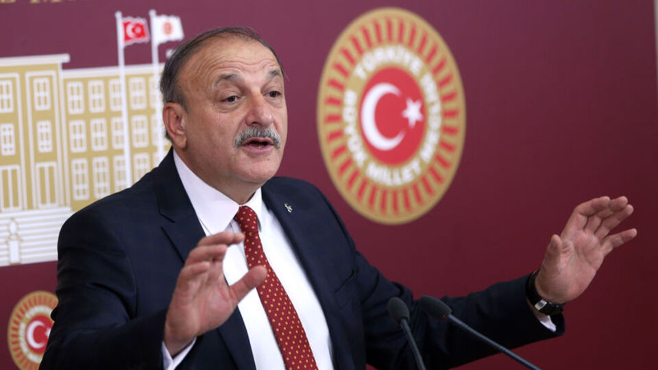 Oktay Vural'dan zehir zemberek açıklamalar!